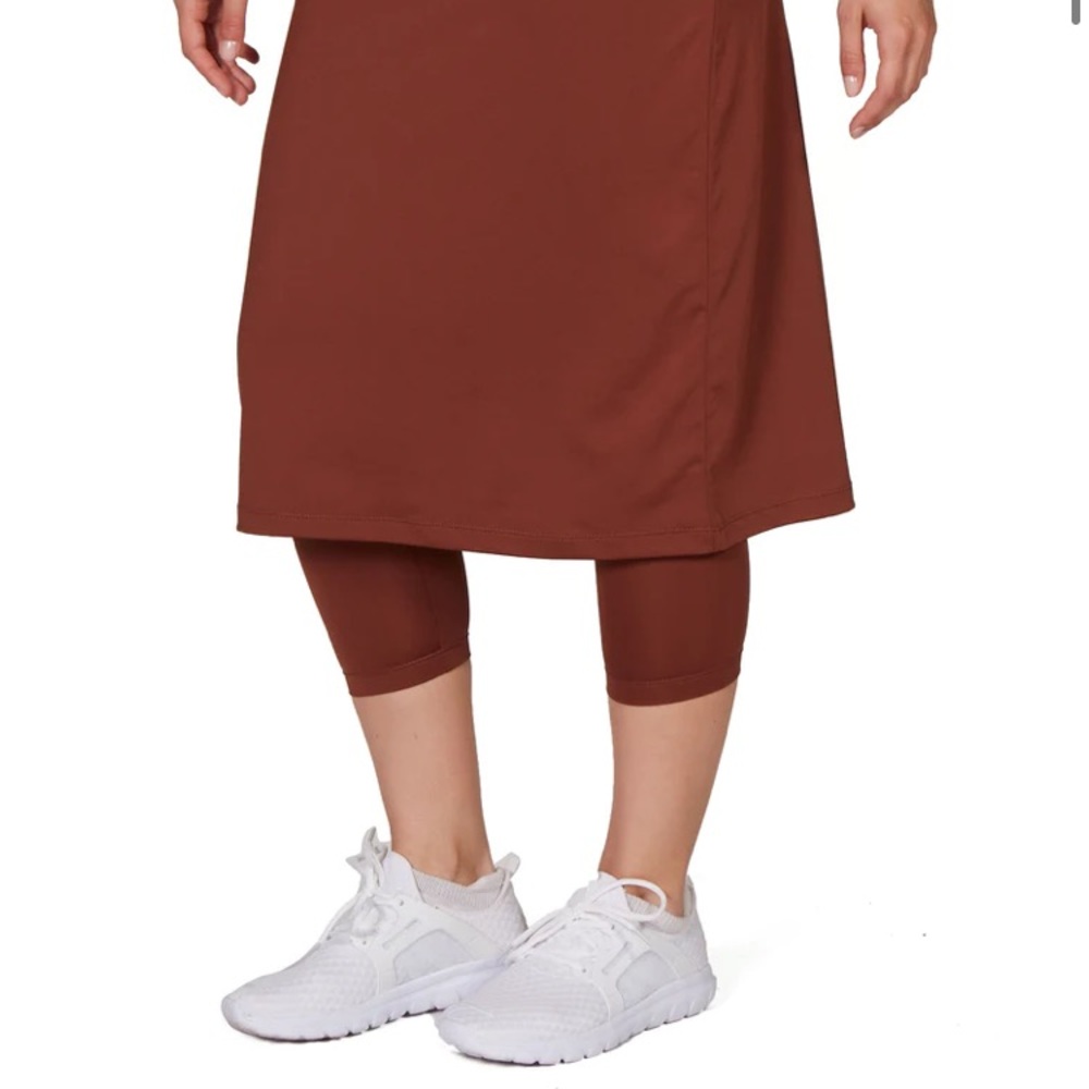 NWT Midi Snoga athletic skirt in rust!